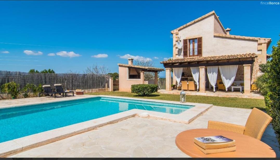 Cari Villa Can Picafort (Mallorca)